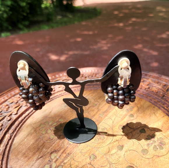 Vintage Monies Earrings - Picture 5 of 10